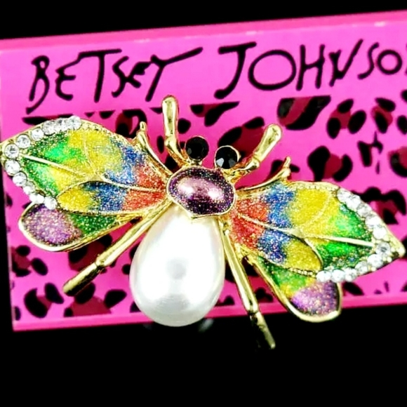 Gold plated Crystal rainbow pearl Bee brooch - Picture 8 of 13